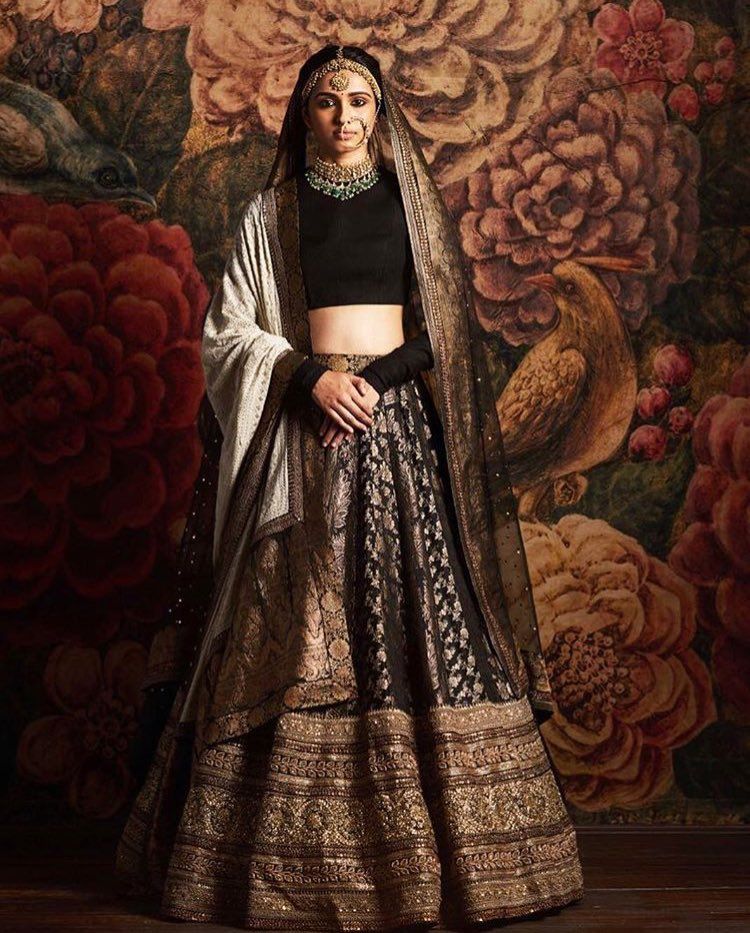 A peek into Sabyasachi’s 2016 collection titled ‘The Mughal Garden’