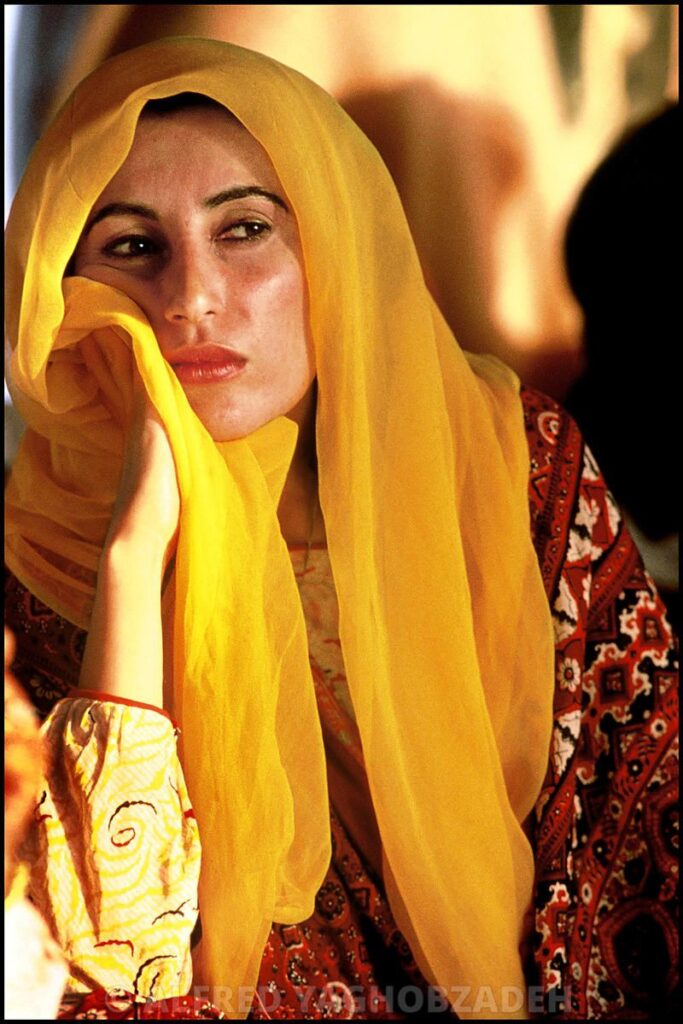 Alfred Yaghobzadeh Photography | Benazir Bhutto became the first female prime minister of Pakistan