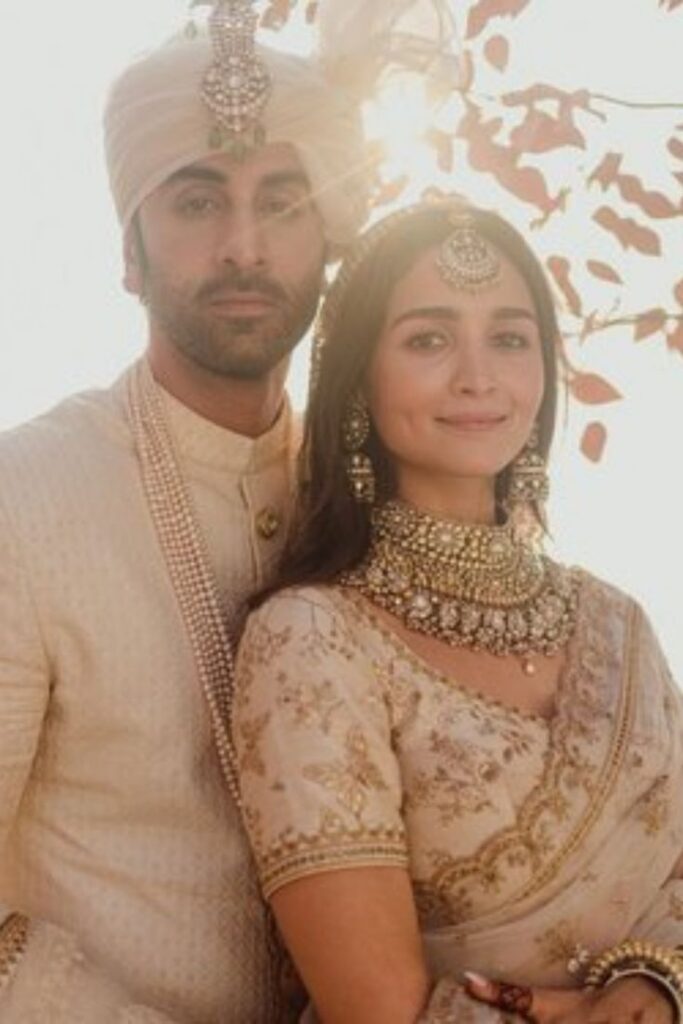 Alia Bhatt & Ranbir Kapoor Are Officially Married!