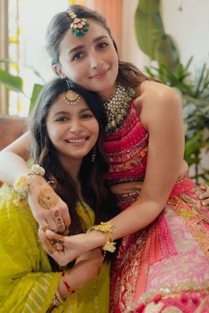 All Photos from Alia Bhatt & Ranbir Kapoor’s Mehendi Ceremony