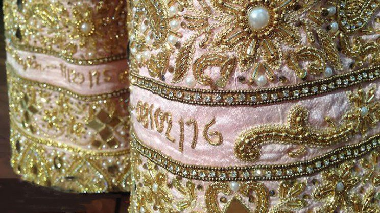 Amazing Ideas to make your Own Custom Lehenga from Real Brides and WHERE to get them! – Witty Vows