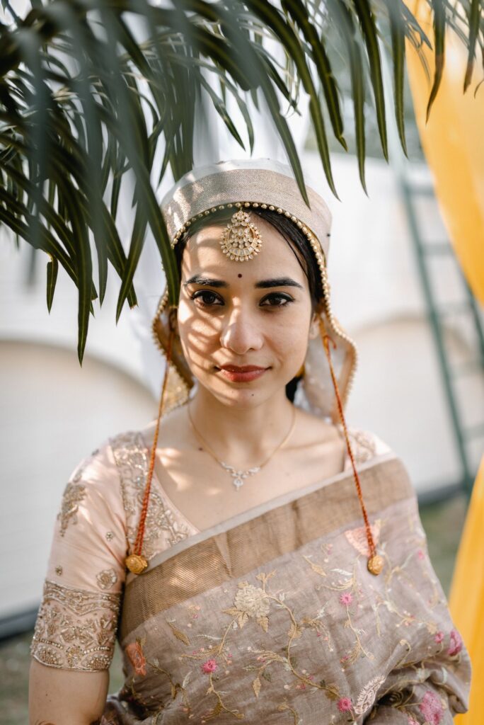 An Authentic Kashmiri Wedding With The Bride In Pink