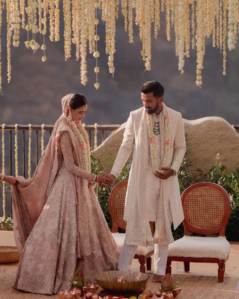 Athiya Shetty & KL Rahul’s Breath-Taking Sunset Wedding! – ShaadiWish