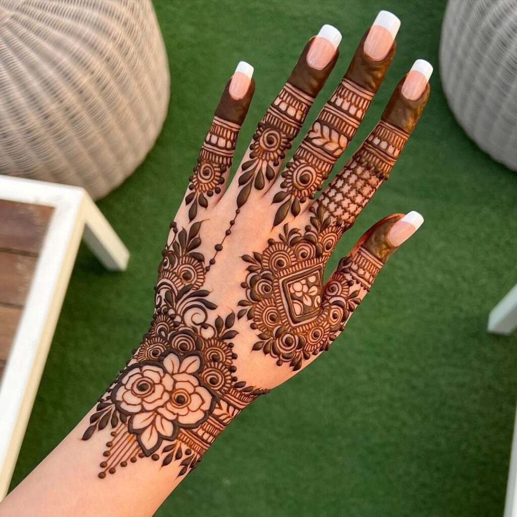 Awesome Bridal Mehndi Designs