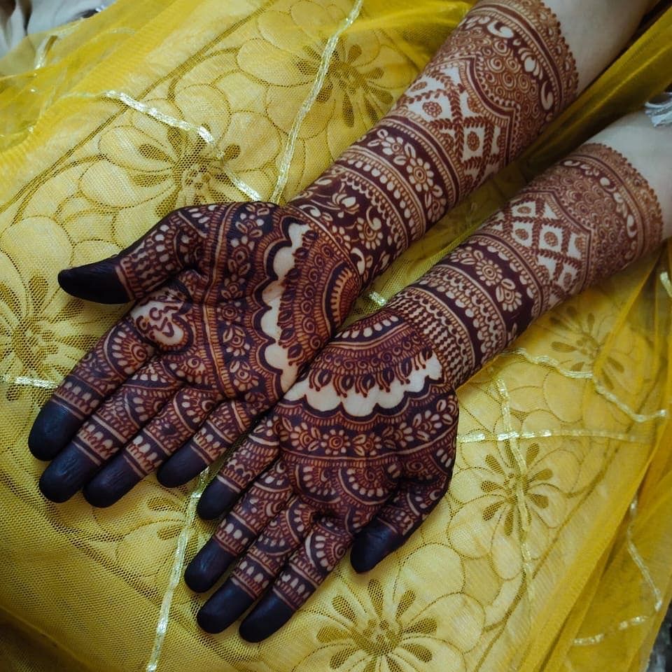 Beautiful Henna Stain- Bridal Mehndi 💗