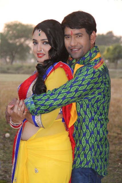 Bhojpuri Actress Amrapali Dubey & Actor Dinesh Lal Yadav HD Wallpaper – Amrapali & Nirahua Hot Wallpaper, Photos, Pics