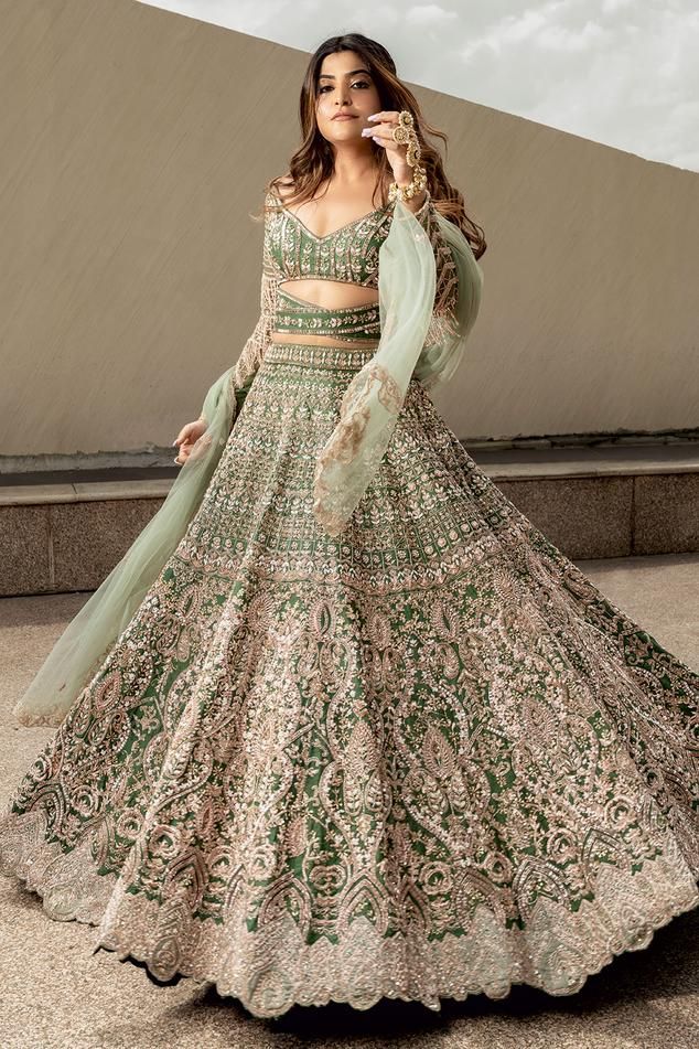 embroidered bridal lehenga