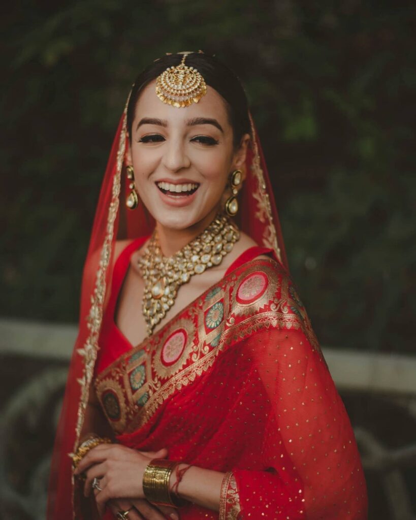 Bride Repurposed Her Great Grandmom’s Antique Saree Border And Wore Her ‘Nani’s Heirloom Jewellery