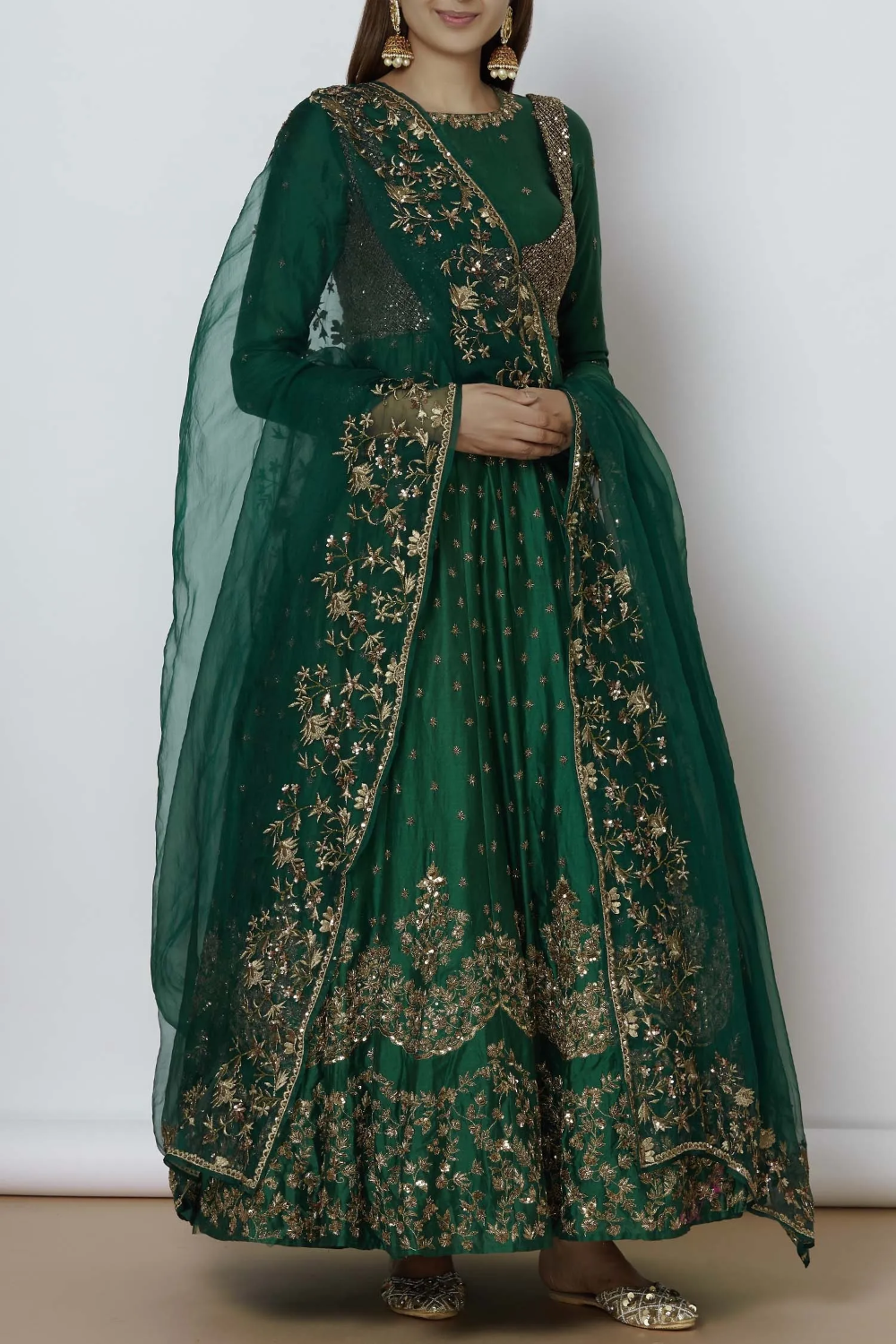 embroidered bridal lehenga