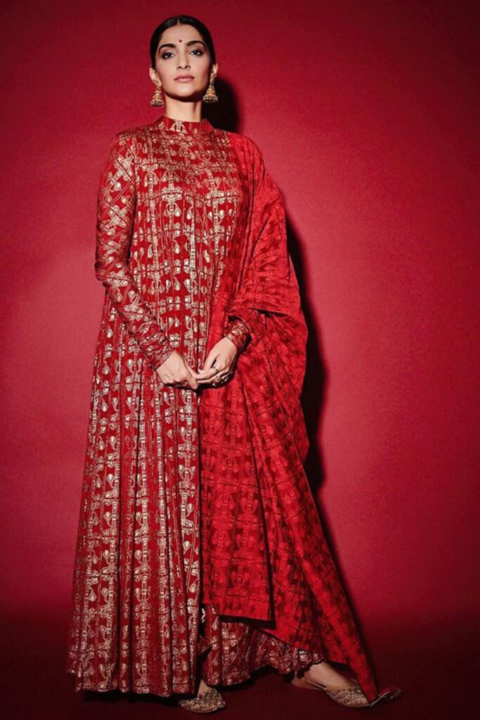 Buy Red Anarkali Chiffon Dupatta Chanderi Printed High Kurta Set For Women by Masaba Online at Aza Fashions.