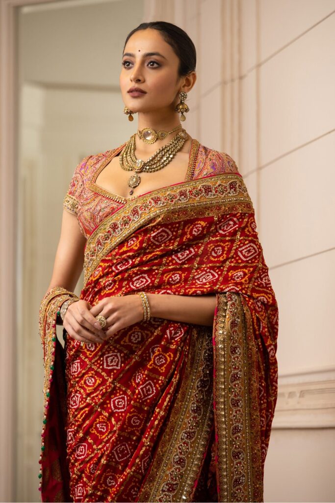 Buy Red Saree Handloom Embroidered Floral V Neck Gharchola Set For Women by Tarun Tahiliani Online at Aza Fashions.