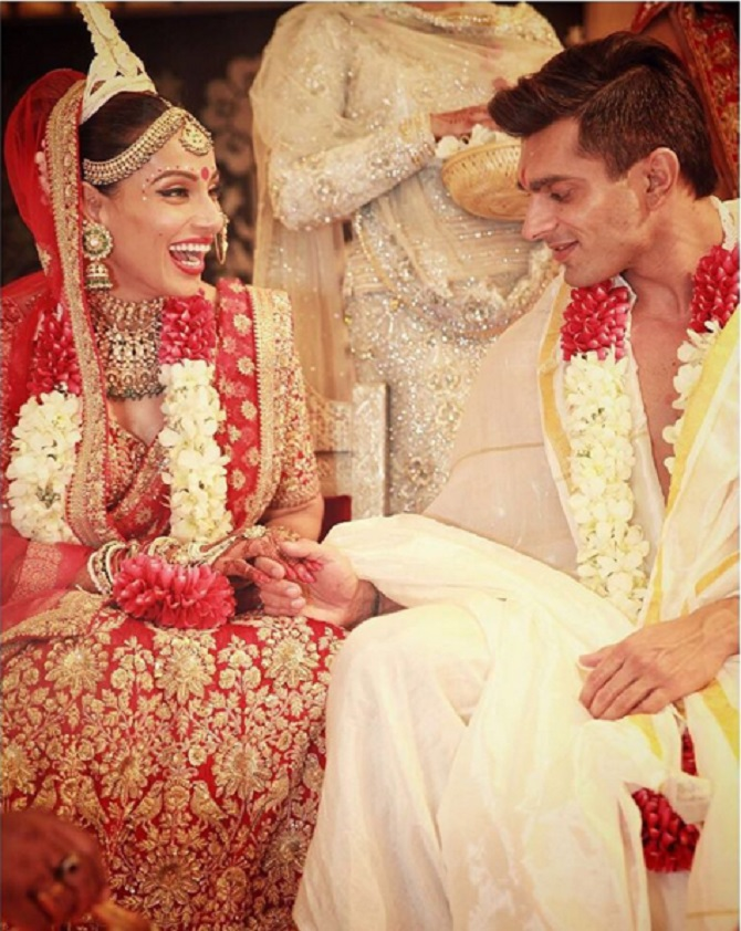 Candid pictures from Bipasha-Karan’s DREAMY wedding!