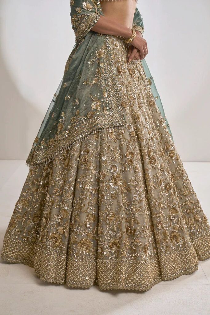 Champagne Zardozi Lehenga Set – 14 / Tall