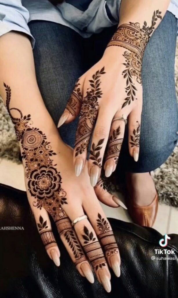 Decent Mehndi Designs 2023