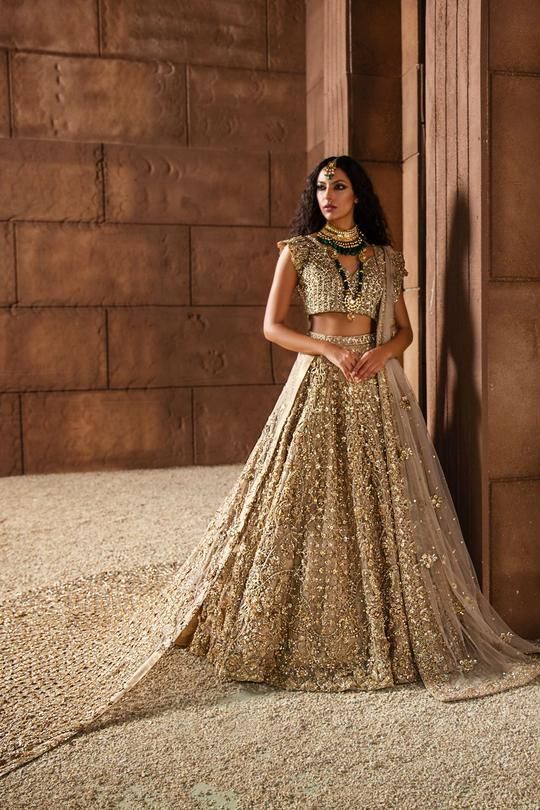 embroidered bridal lehenga