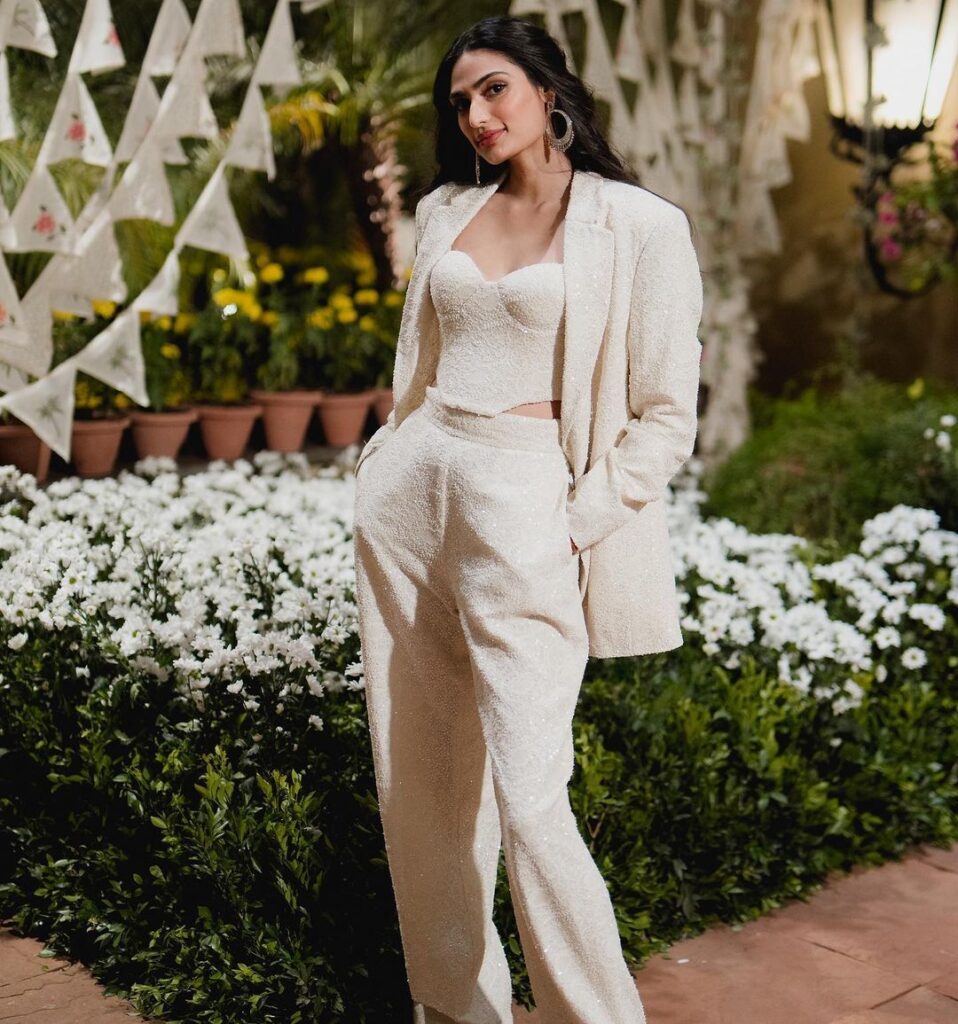 ‘Dulhan’ Athiya Shetty Wore A ‘Chikankari’ Pant Suit Embellished With Pearls For After Party