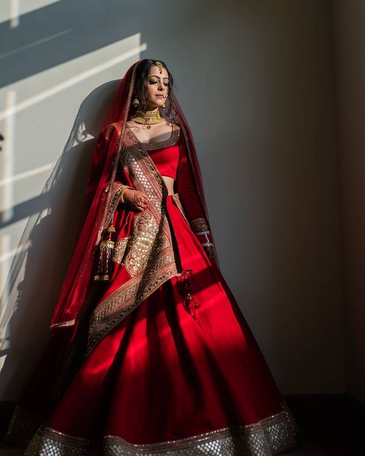 Elegant Red Wedding Lehenga Designs For A Intimate Wedding