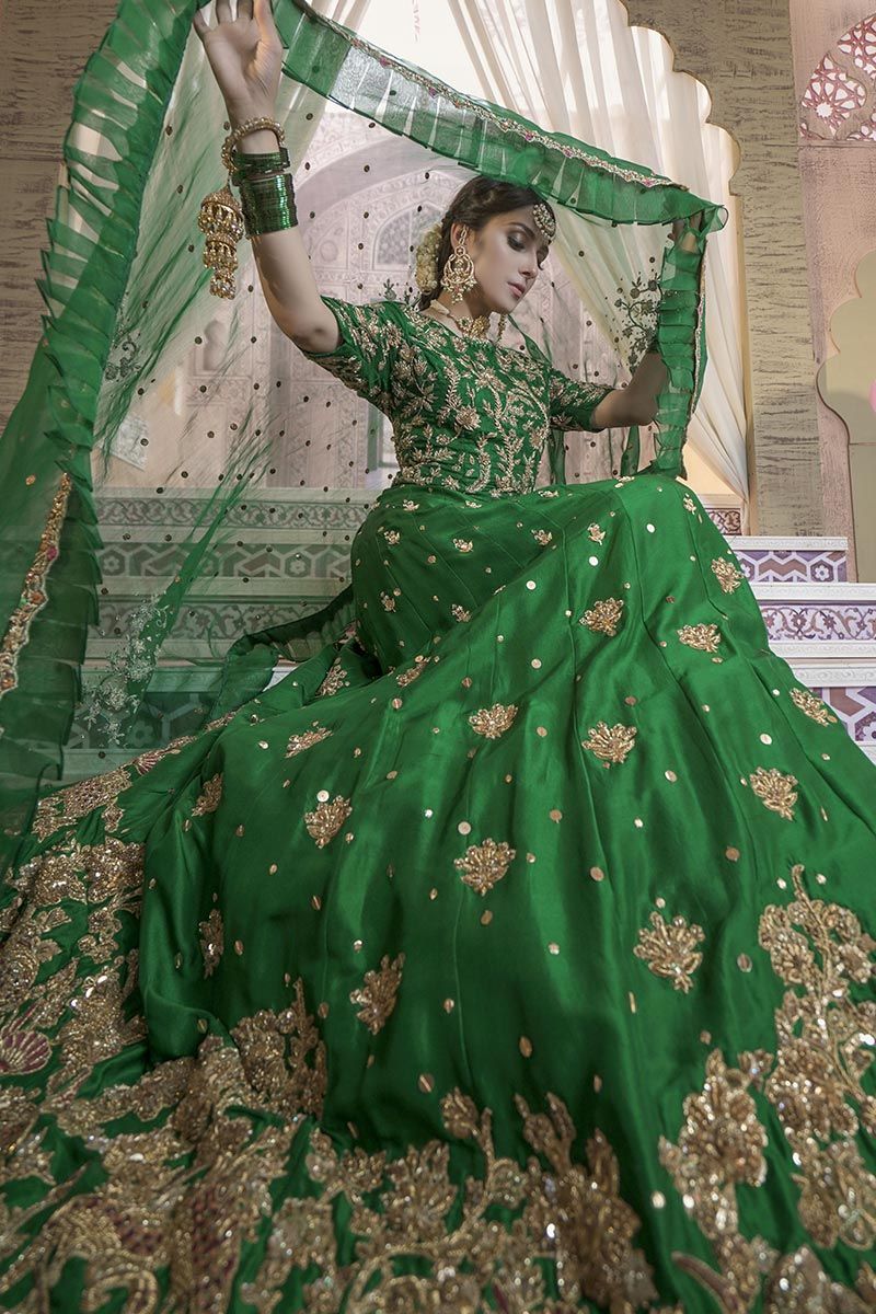 embroidered bridal lehenga