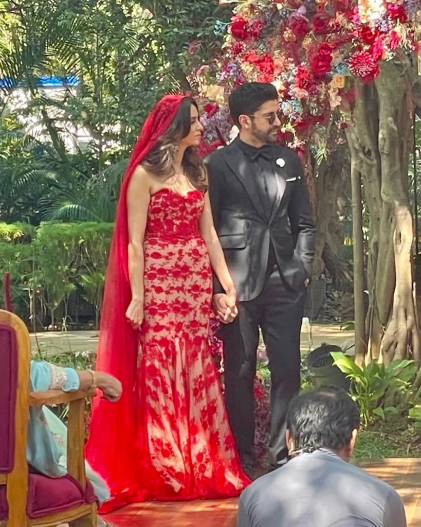 Farhan Akhtar’s Wedding Pictures Are Out And They Are Dreamy! –