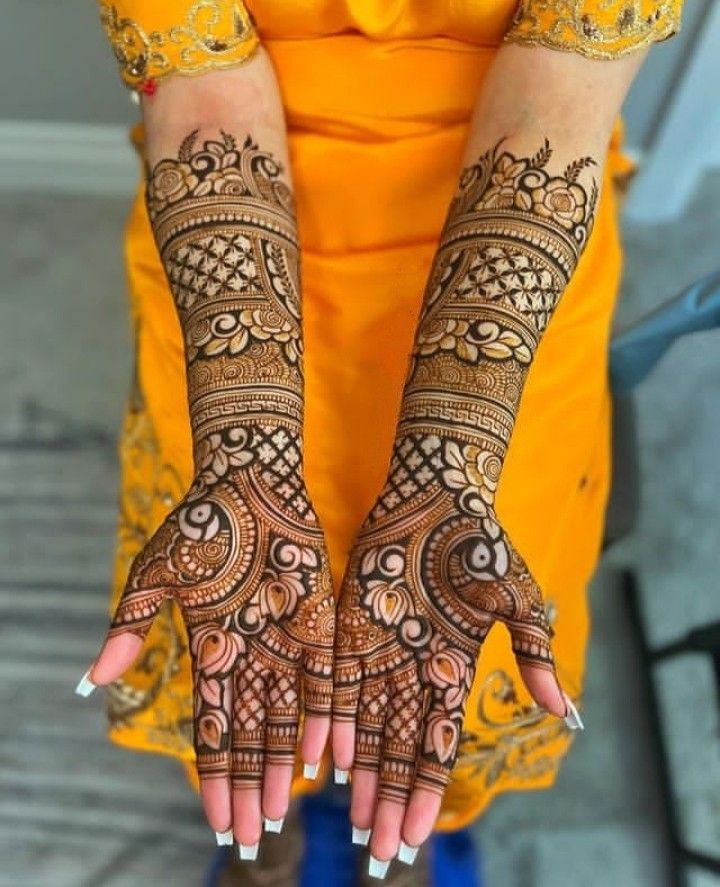 Full Hand Henna Design!