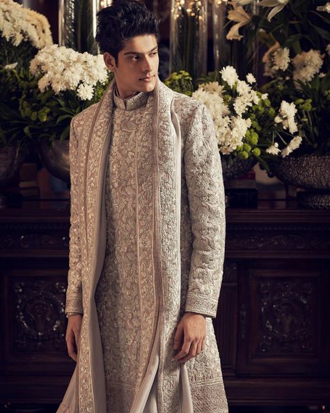 Groom Sherwani Ideas | Groom Outfit | Indian Grooms | Indian Wedding Suits Men