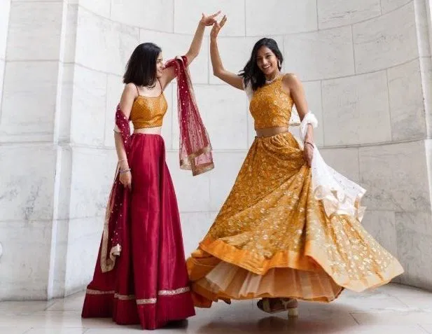 Hindu-Muslim lesbian couple praised for stunning pics that ‘united’ two nations