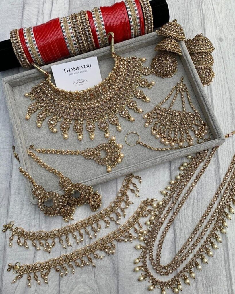 Indian Asian Bridal Wedding Party Jewellery. Worldwide shipping.