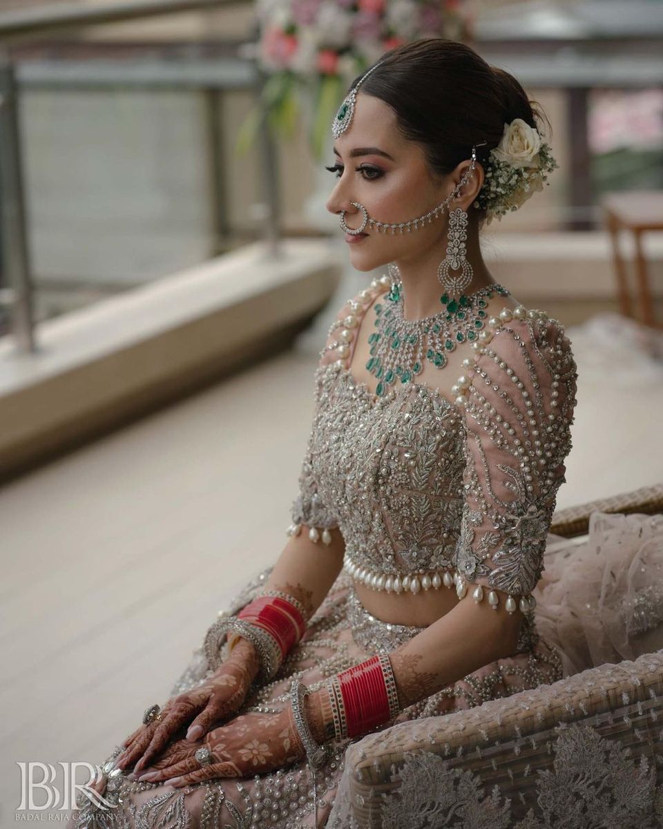 embroidered bridal lehenga