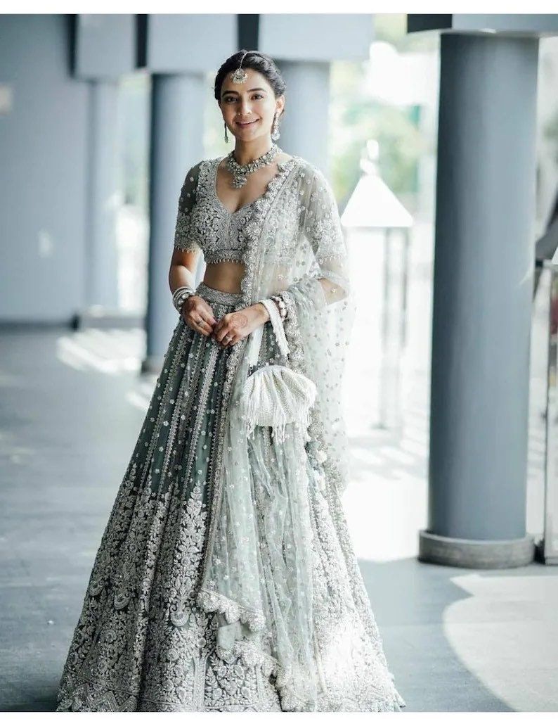 embroidered bridal lehenga