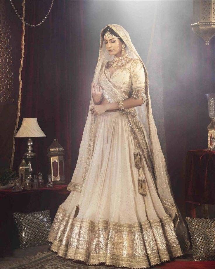 embroidered bridal lehenga