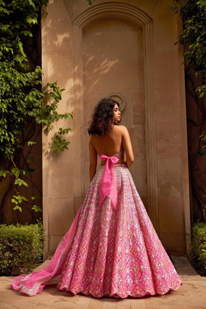 JANVI FUCHSIA LEHENGA – 14 / Tall