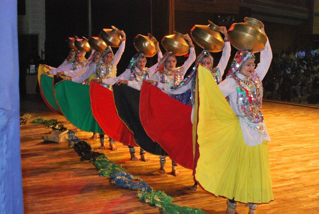 Jhumar Dance of Haryana: An Exquisite Folk Art Form