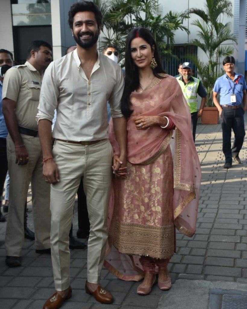 Katrina Kaif and Vicky Kaushal spotted in the city post wedding!