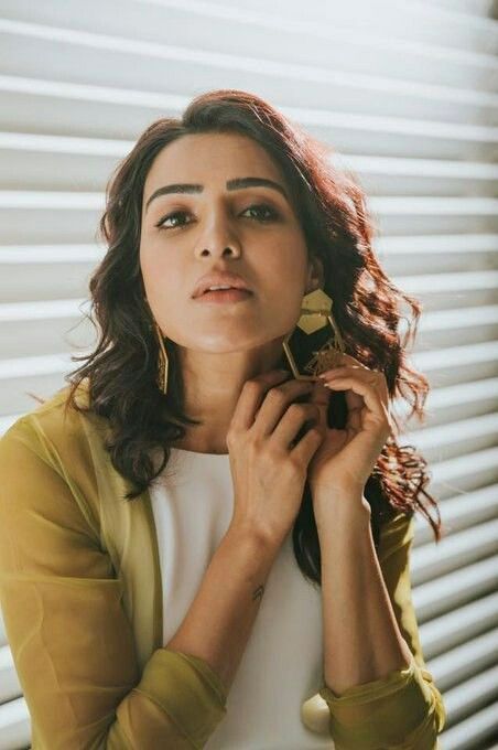 Latest Top HD Stills of Samantha