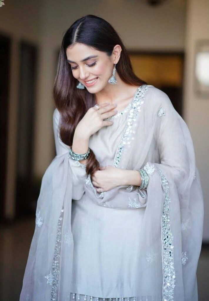 Maya Ali Gorgeous Pictures on 3rd Day of Eid | Dailyinfotainment