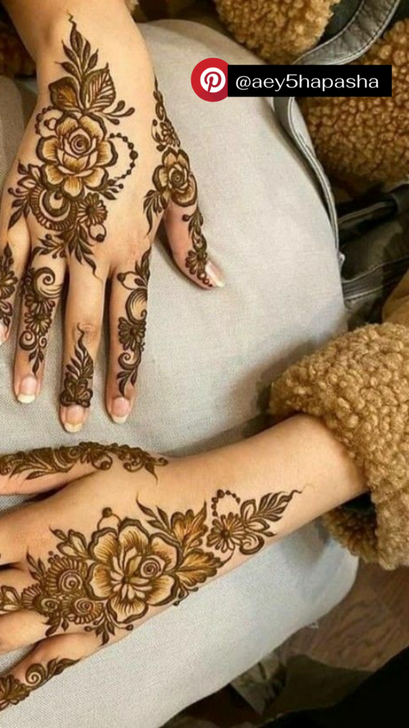 Nature-Inspired Minimal Henna: Earthy Elegance Unveiled