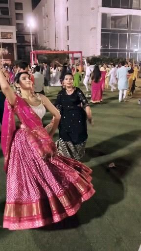 Navratri Garba Fusion: Tradition meets Trend”