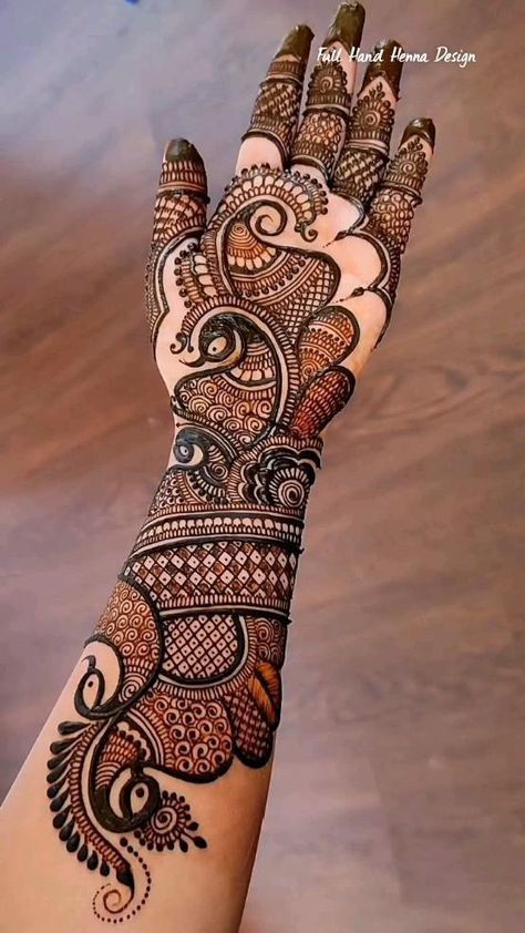 New bridal mehndi designs