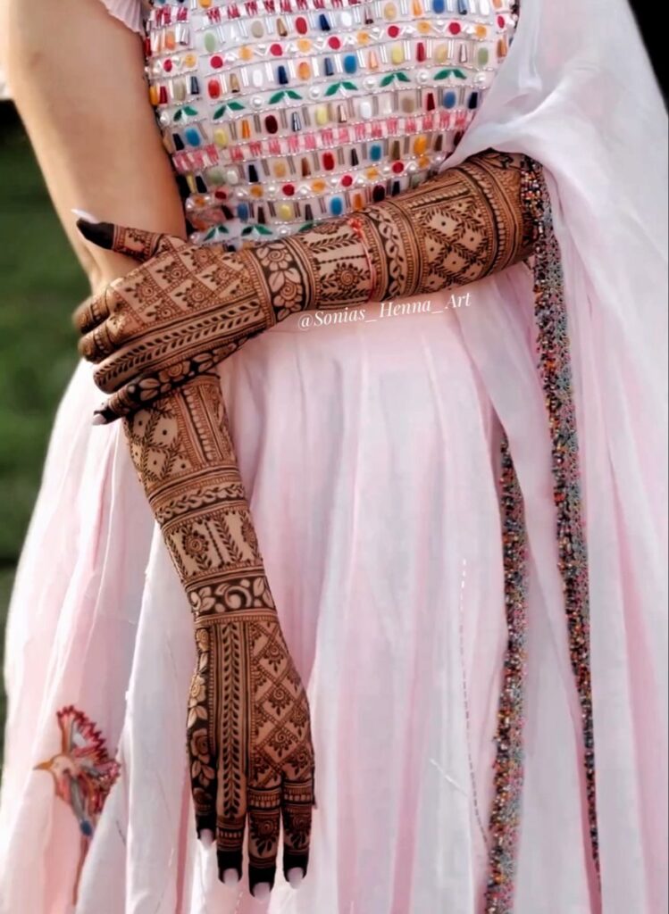 Outside of bridal Henna Hands!