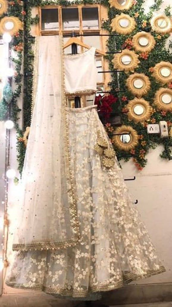 embroidered bridal lehenga