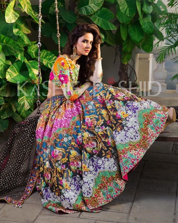 embroidered bridal lehenga