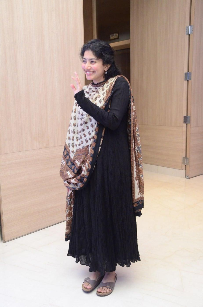 Sai Pallavi in a black anarkali at “Love Story” success meet!