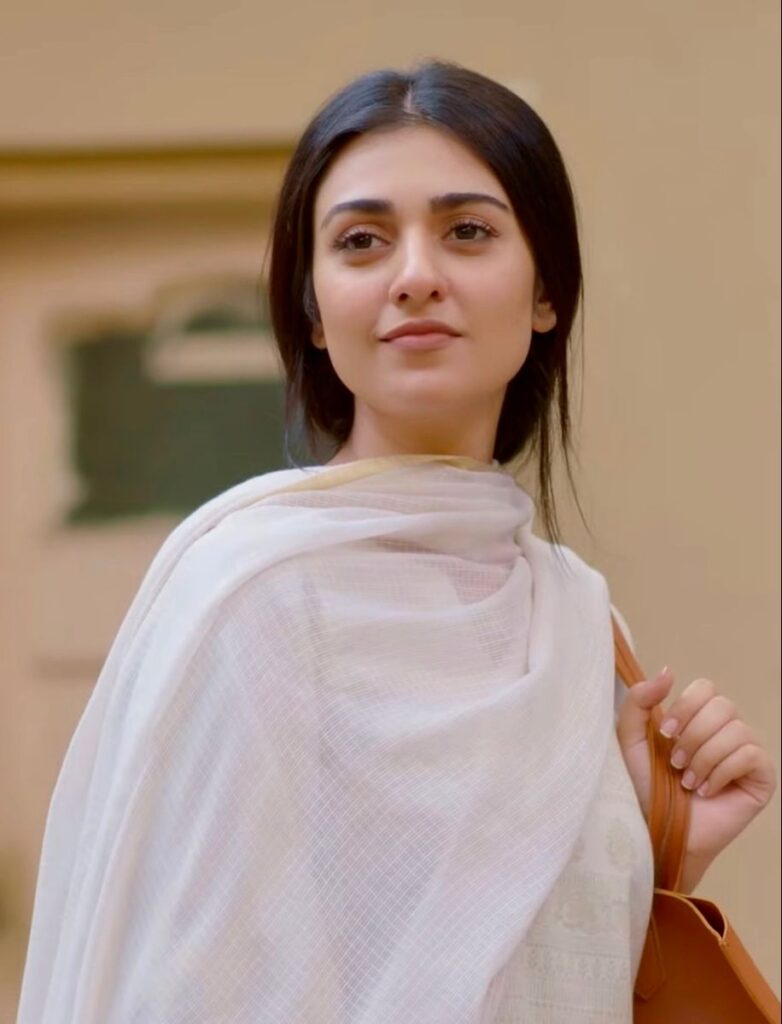 Sarah Khan