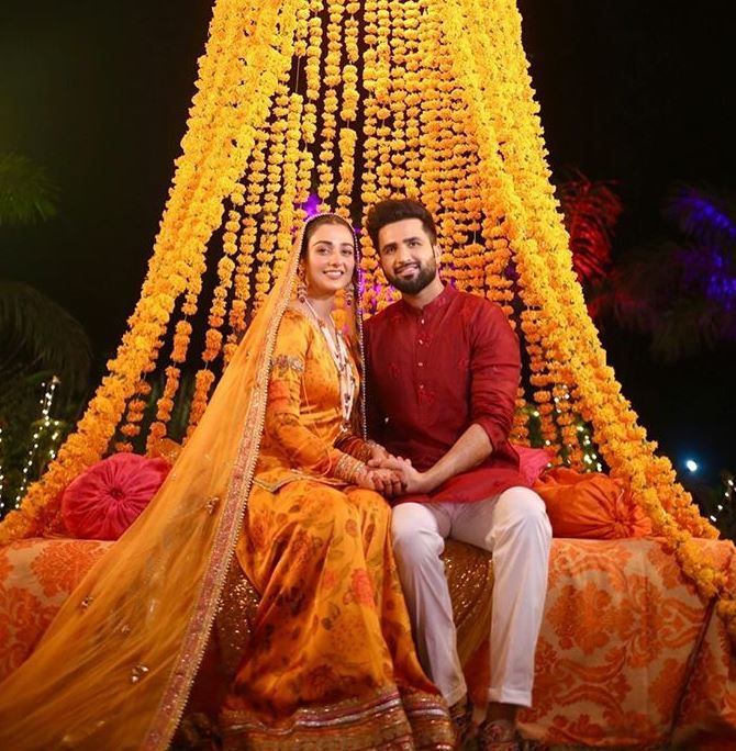 Sarah Khan and Falak Shabir Mehndi Pictures