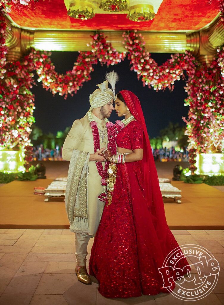 See Priyanka Chopra’s Gorgeous Red Bridal Look at Hindu Wedding Ceremony