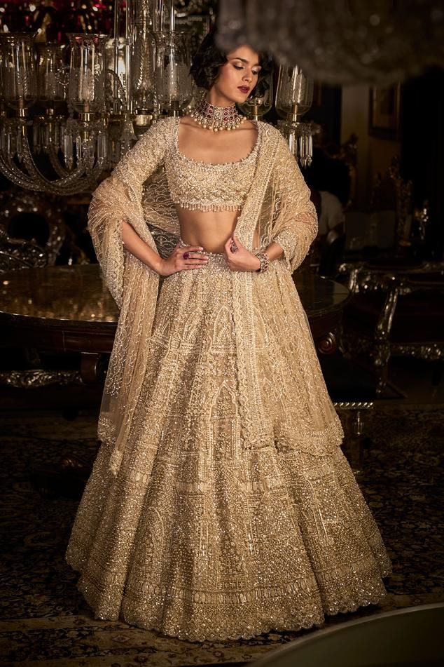 embroidered bridal lehenga