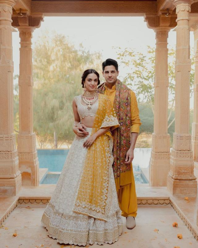 Sidharth And Kiara Drop Adorable Pics From Their ‘Sangeet’ Ceremony, She Stuns In A Golden Lehenga