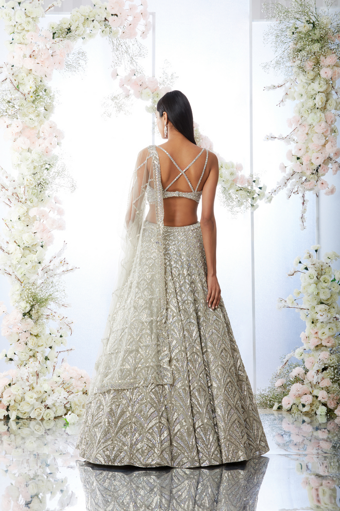 embroidered bridal lehenga