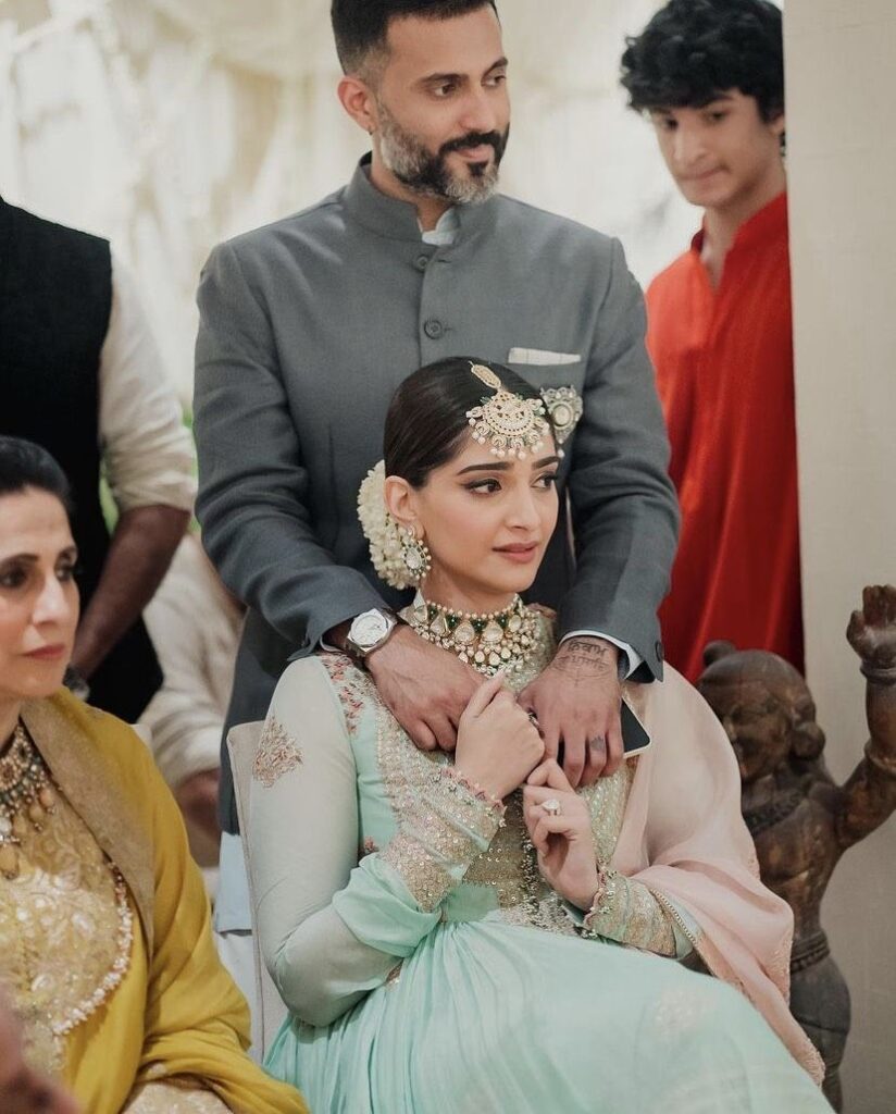 Sonam Kapoor Breaks Down Into Tears At Rhea Kapoor’s Wedding, Welcomes Karan Boolani In Family