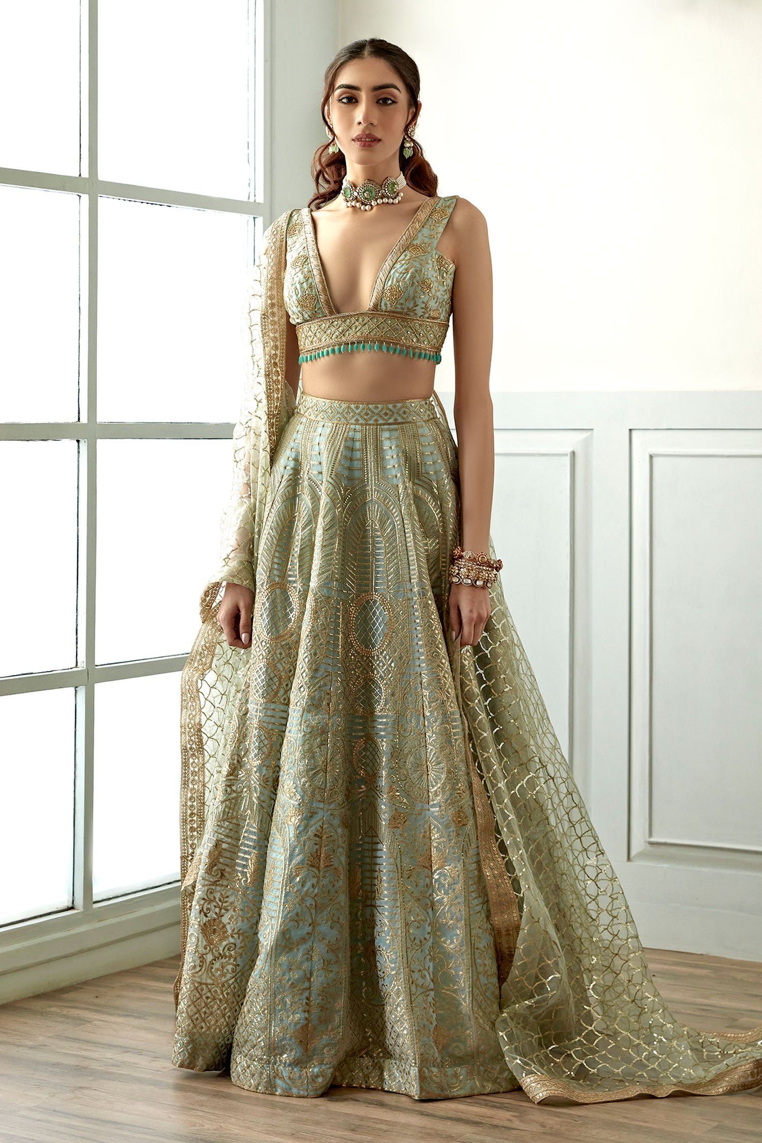 embroidered bridal lehenga